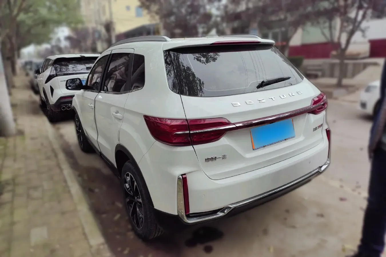 2021 Bestune T33 1.2T 143HP L4 7DCT,autocango,china used car exporter,china ev exporter,chinese used car exporter,chinese used ev exporter