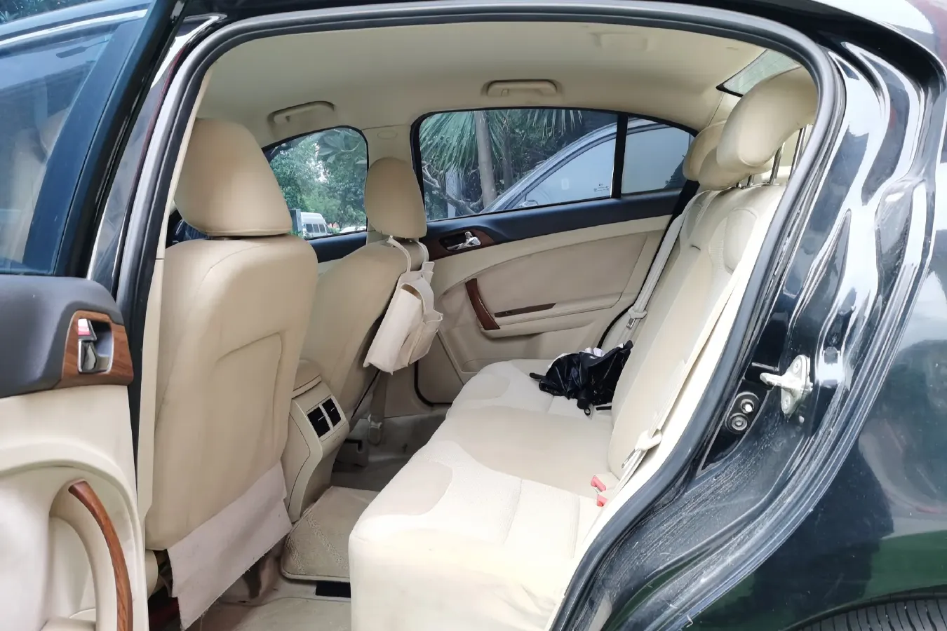 2016 GAC Trumpchi GA5 1.0L 61HP L4 PHEV 13KWH,autocango,china used car exporter,china ev exporter,chinese used car exporter,chinese used ev exporter