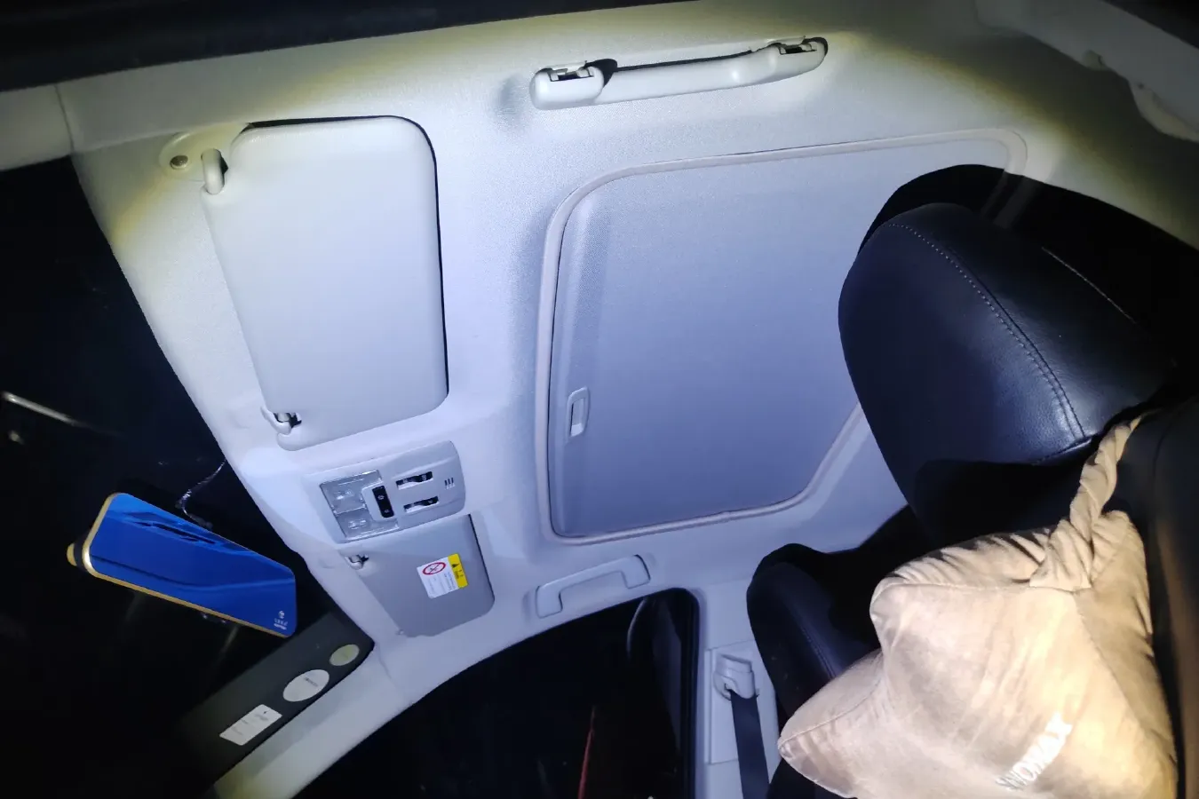 2016 Toyota RAV4 2.0L 151HP L4 CVT,autocango,china used car exporter,china ev exporter,chinese used car exporter,chinese used ev exporter