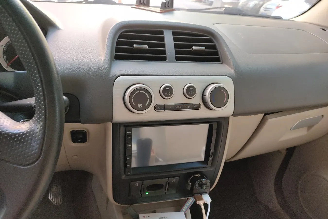 2010 Zotye 5008 1.5L 106HP L4 5MT,autocango,china used car exporter,china ev exporter,chinese used car exporter,chinese used ev exporter