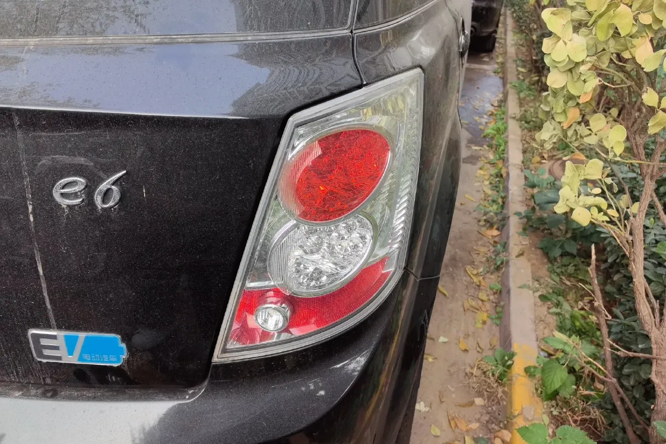 2017 BYD e6 BEV 82KWH,autocango,china used car exporter,china ev exporter,chinese used car exporter,chinese used ev exporter