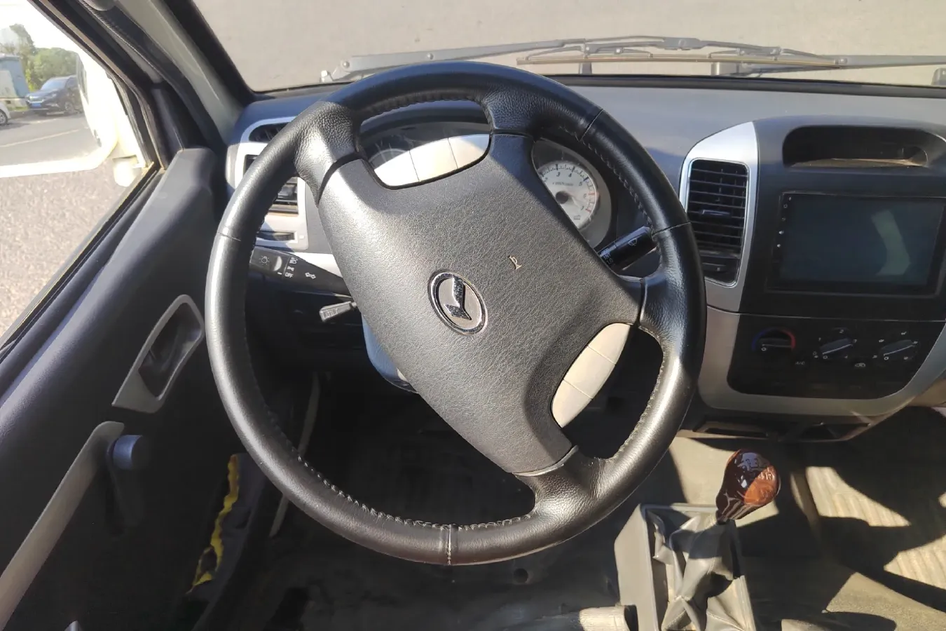 2016 KingLong JinWei 2.0L 102HP L4 5MT,autocango,china used car exporter,china ev exporter,chinese used car exporter,chinese used ev exporter