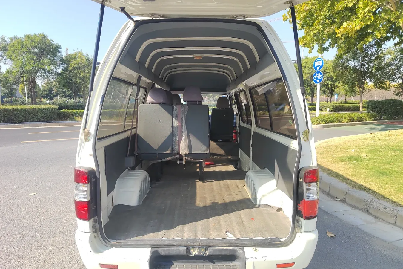 2016 KingLong JinWei 2.0L 102HP L4 5MT,autocango,china used car exporter,china ev exporter,chinese used car exporter,chinese used ev exporter