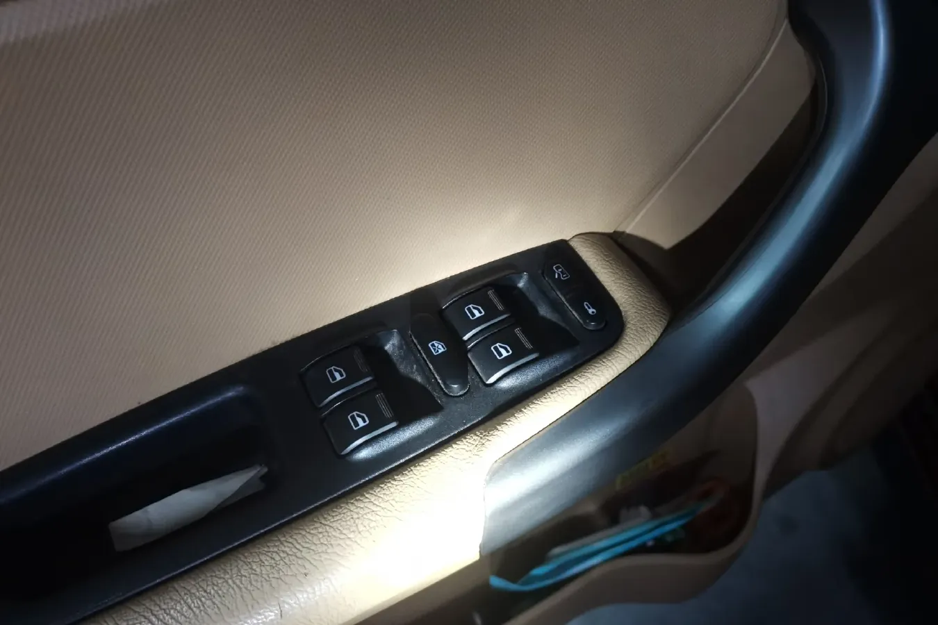 2012 Chery Tiggo 1.6L 126HP L4 5MT,autocango,china used car exporter,china ev exporter,chinese used car exporter,chinese used ev exporter