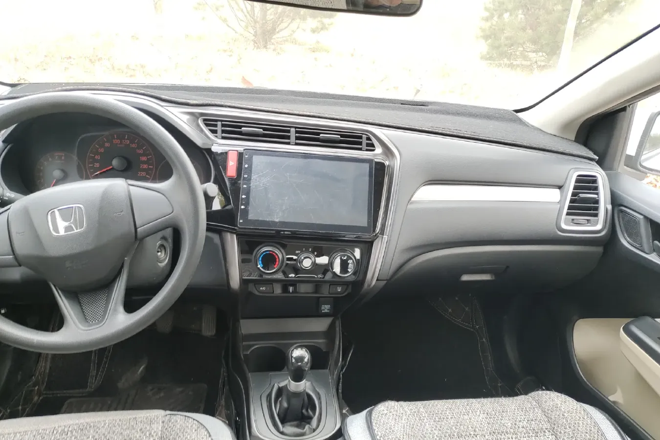 2016 Honda Greiz 1.5L 131HP L4 5MT,autocango,china used car exporter,china ev exporter,chinese used car exporter,chinese used ev exporter