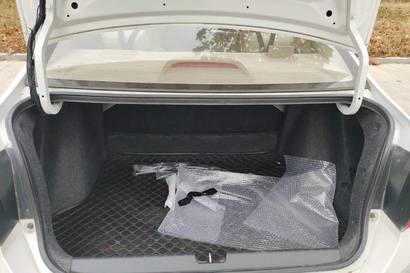 2016 Honda Greiz 1.5L 131HP L4 5MT,autocango,china used car exporter,china ev exporter,chinese used car exporter,chinese used ev exporter