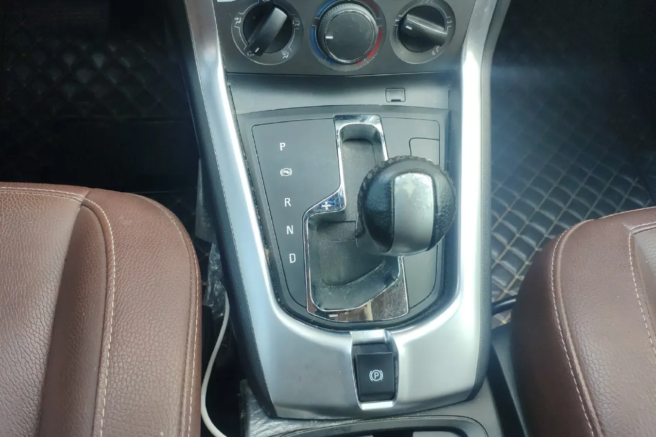 2013 Opel Antara 2.4L 167HP L4 6AT,autocango,china used car exporter,china ev exporter,chinese used car exporter,chinese used ev exporter