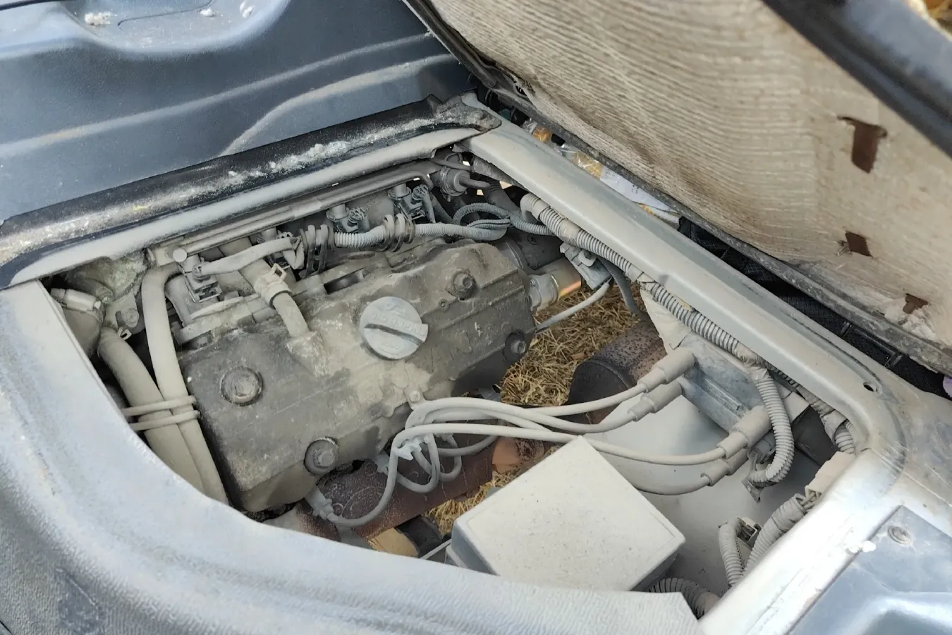 2011 FAW JiaBao V52 1.0L 48HP L4 5MT,autocango,china used car exporter,china ev exporter,chinese used car exporter,chinese used ev exporter