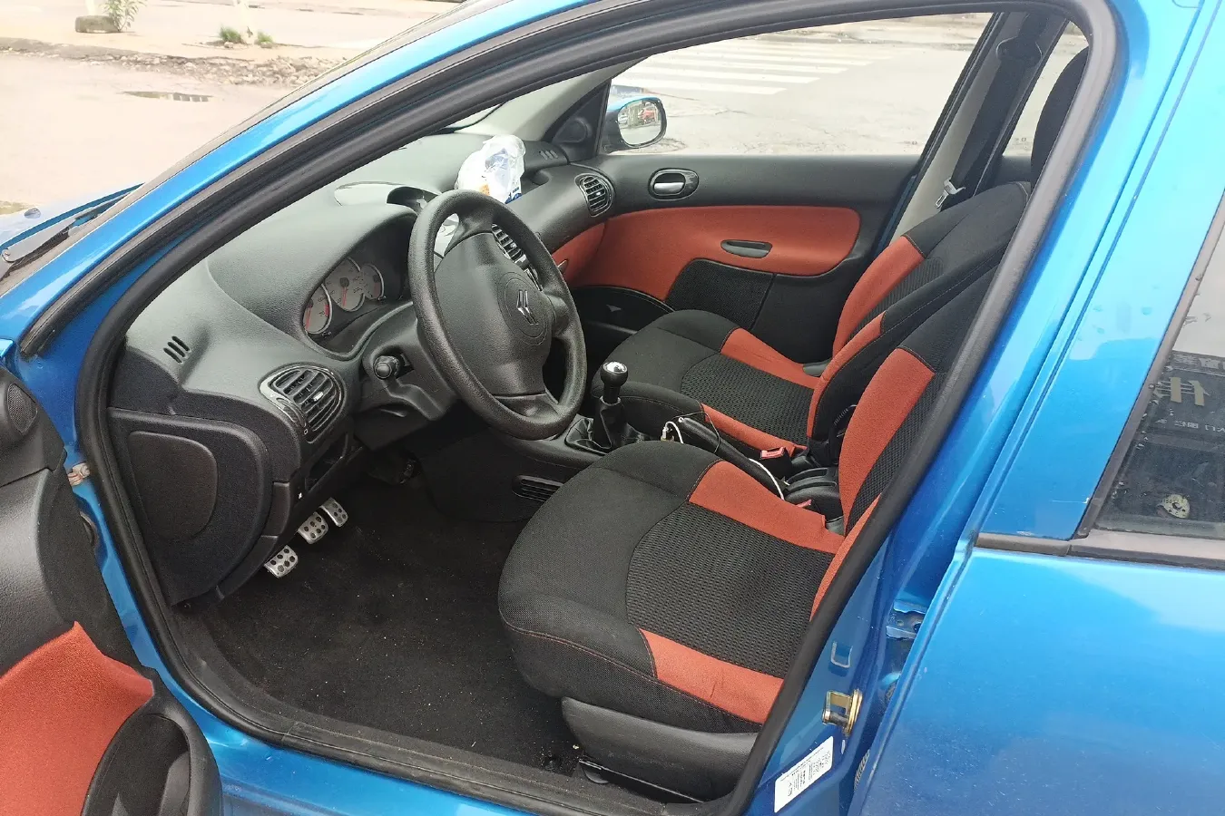 2012 Citroen C2 1.4L 76HP L4 5MT,autocango,china used car exporter,china ev exporter,chinese used car exporter,chinese used ev exporter