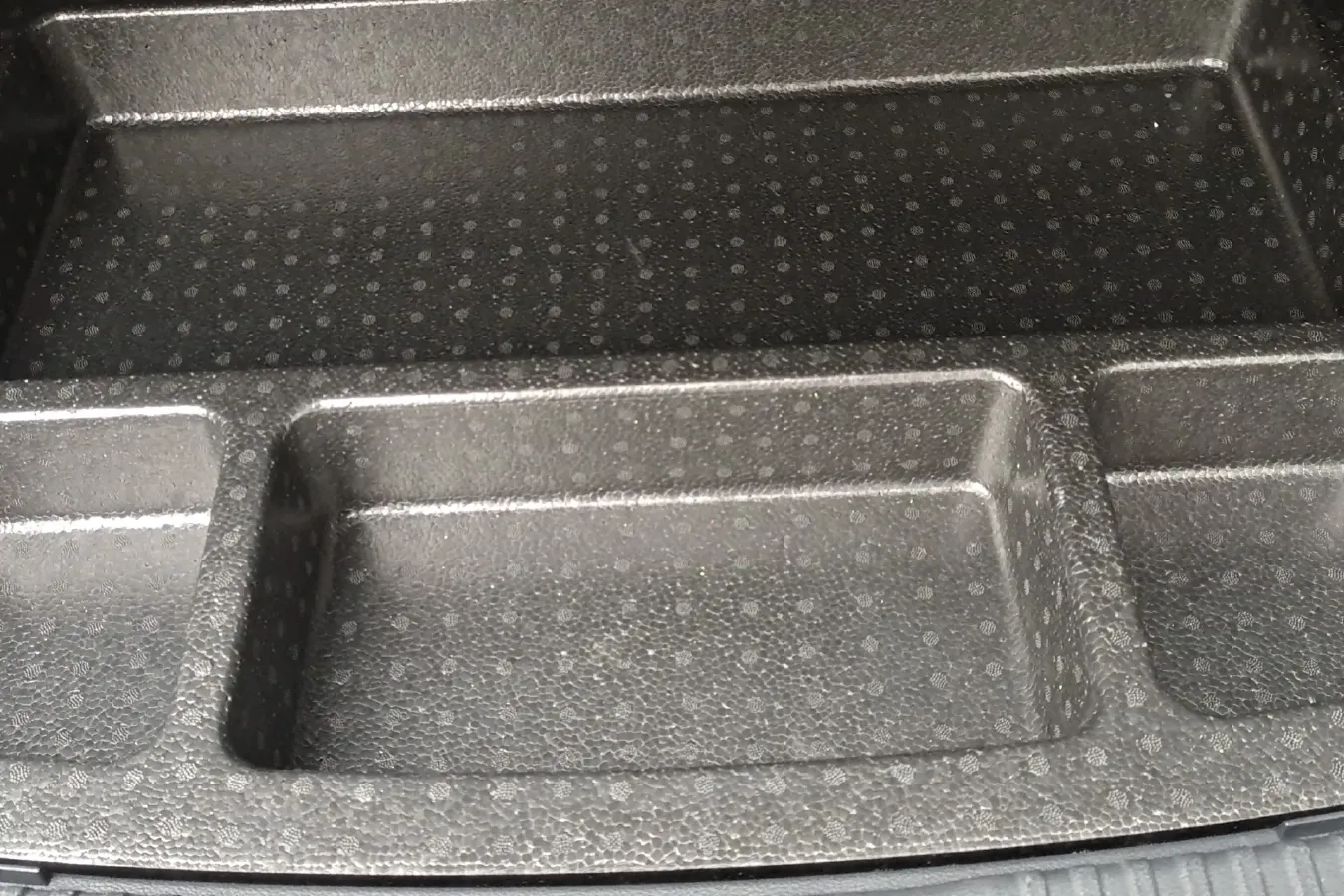 2020 HongQi H9 2.0T 252HP L4 7DCT,autocango,china used car exporter,china ev exporter,chinese used car exporter,chinese used ev exporter