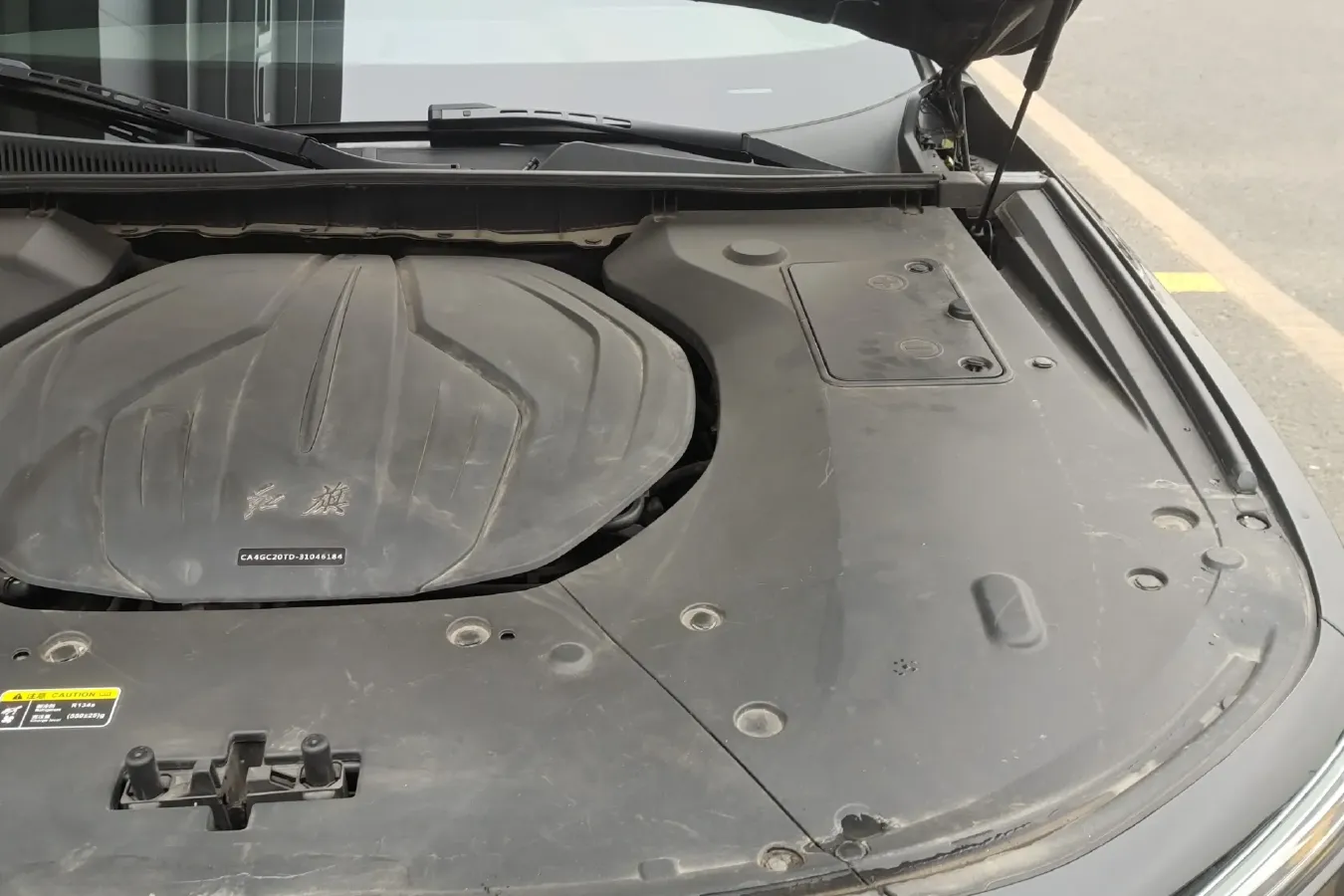 2020 HongQi H9 2.0T 252HP L4 7DCT,autocango,china used car exporter,china ev exporter,chinese used car exporter,chinese used ev exporter