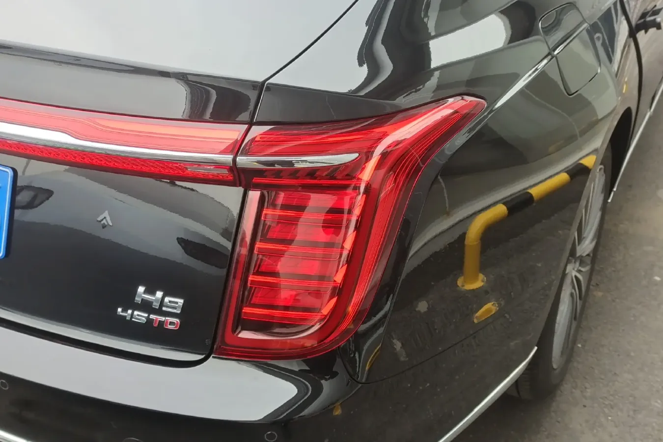 2020 HongQi H9 2.0T 252HP L4 7DCT,autocango,china used car exporter,china ev exporter,chinese used car exporter,chinese used ev exporter