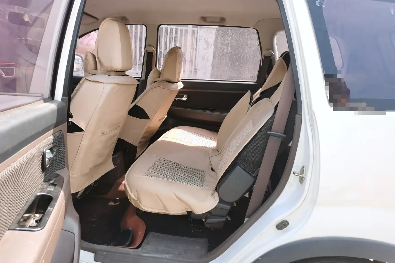 2014 FAW Senia S80 1.5L 102HP L4 5MT,autocango,china used car exporter,china ev exporter,chinese used car exporter,chinese used ev exporter