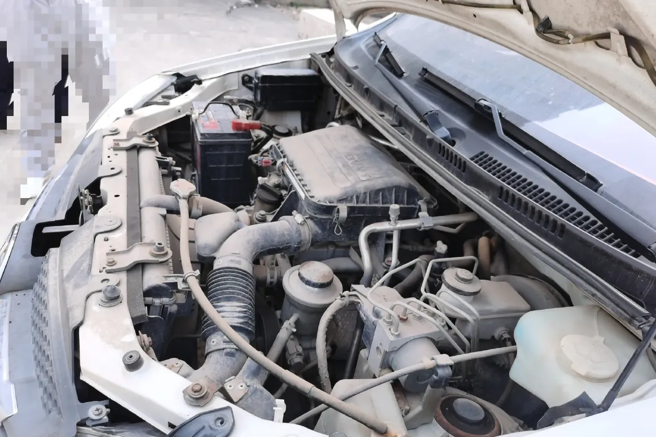 2014 FAW Senia S80 1.5L 102HP L4 5MT,autocango,china used car exporter,china ev exporter,chinese used car exporter,chinese used ev exporter