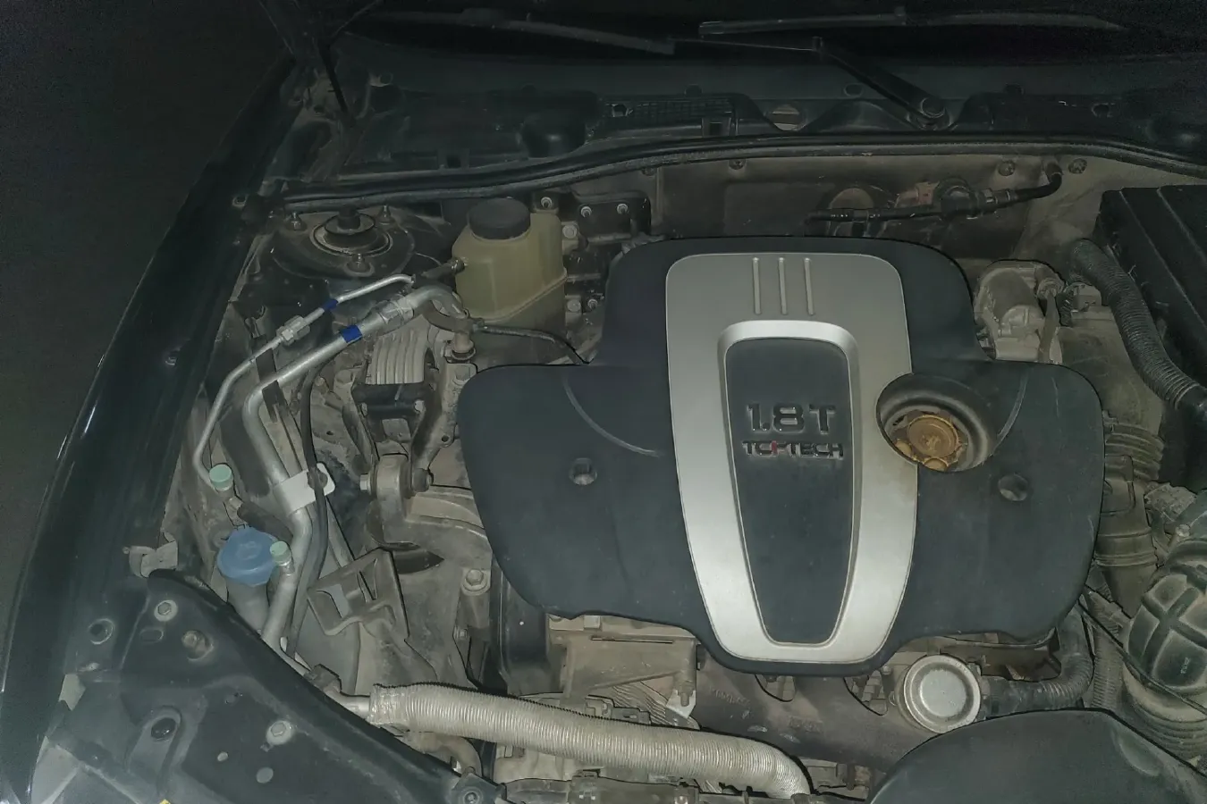 2011 Roewe 750 1.8T 160HP L4 5AT,autocango,china used car exporter,china ev exporter,chinese used car exporter,chinese used ev exporter