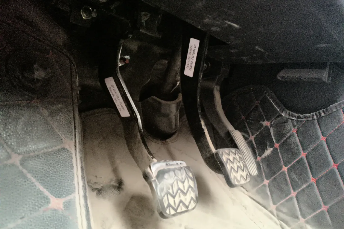 2017 DongFeng Aeolus AX4 1.6L 124HP L4 5MT,autocango,china used car exporter,china ev exporter,chinese used car exporter,chinese used ev exporter