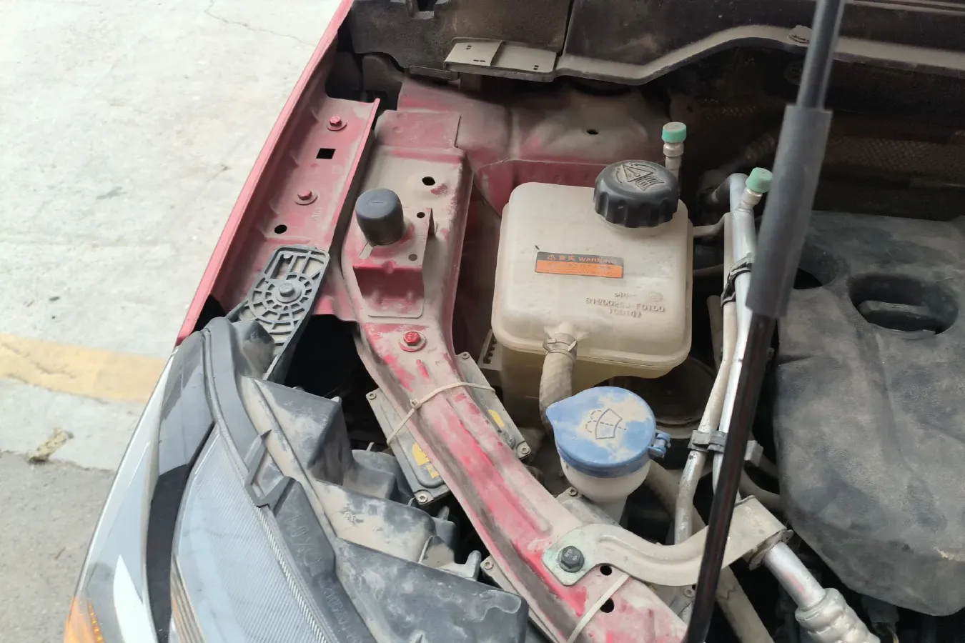 2017 DongFeng Aeolus AX4 1.6L 124HP L4 5MT,autocango,china used car exporter,china ev exporter,chinese used car exporter,chinese used ev exporter