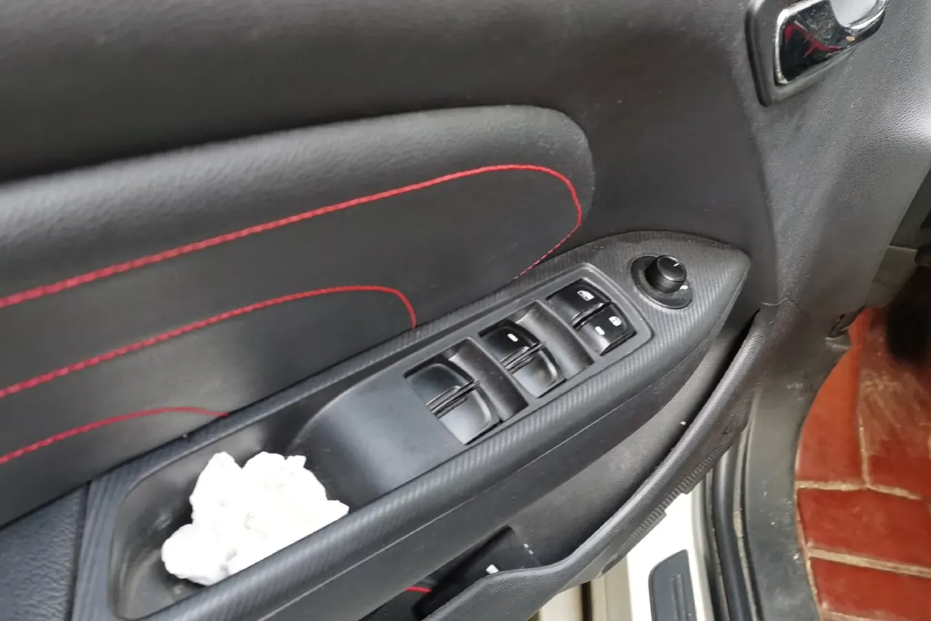 2016 Soueast DX3 1.5L 120HP L4 5MT,autocango,china used car exporter,china ev exporter,chinese used car exporter,chinese used ev exporter