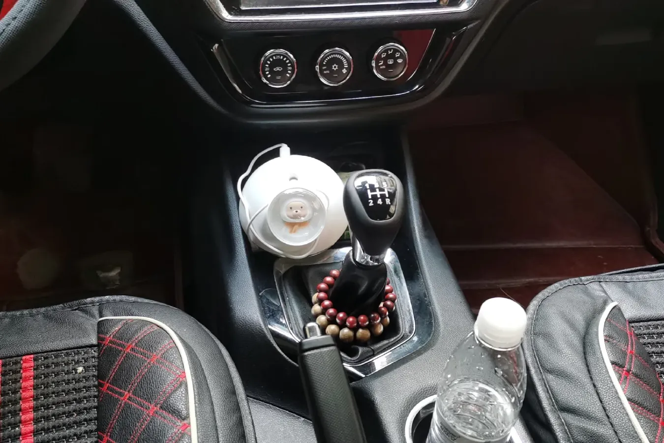 2016 Soueast DX3 1.5L 120HP L4 5MT,autocango,china used car exporter,china ev exporter,chinese used car exporter,chinese used ev exporter