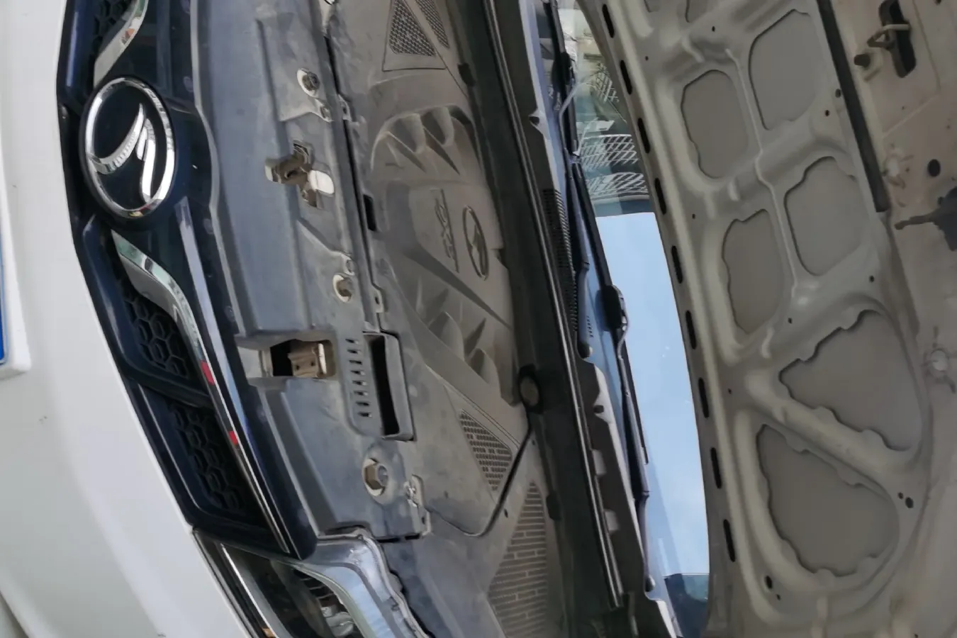 2016 Soueast DX3 1.5L 120HP L4 5MT,autocango,china used car exporter,china ev exporter,chinese used car exporter,chinese used ev exporter