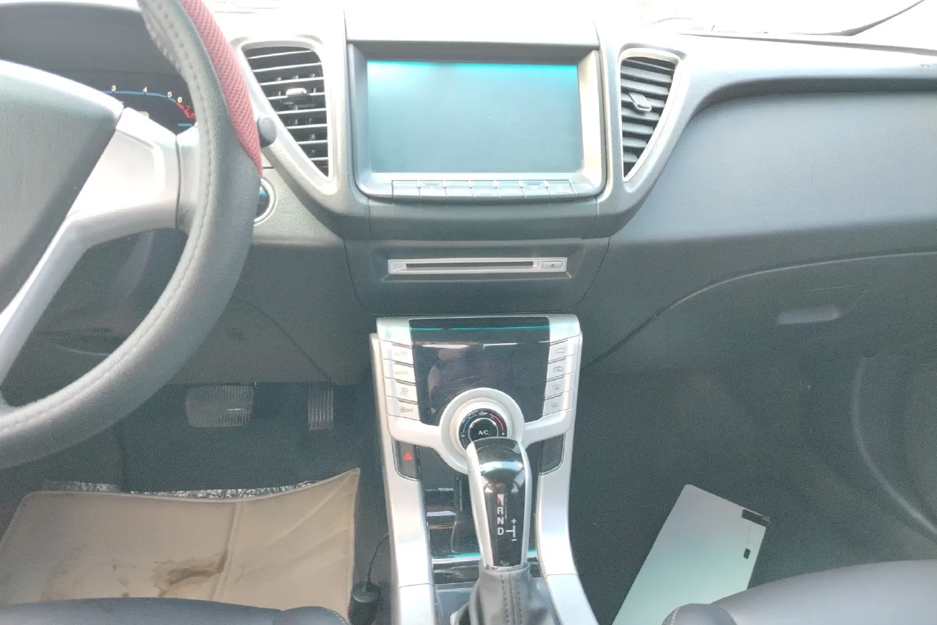 2013 Luxgen 5 1.8T 154HP L4 5AT,autocango,china used car exporter,china ev exporter,chinese used car exporter,chinese used ev exporter