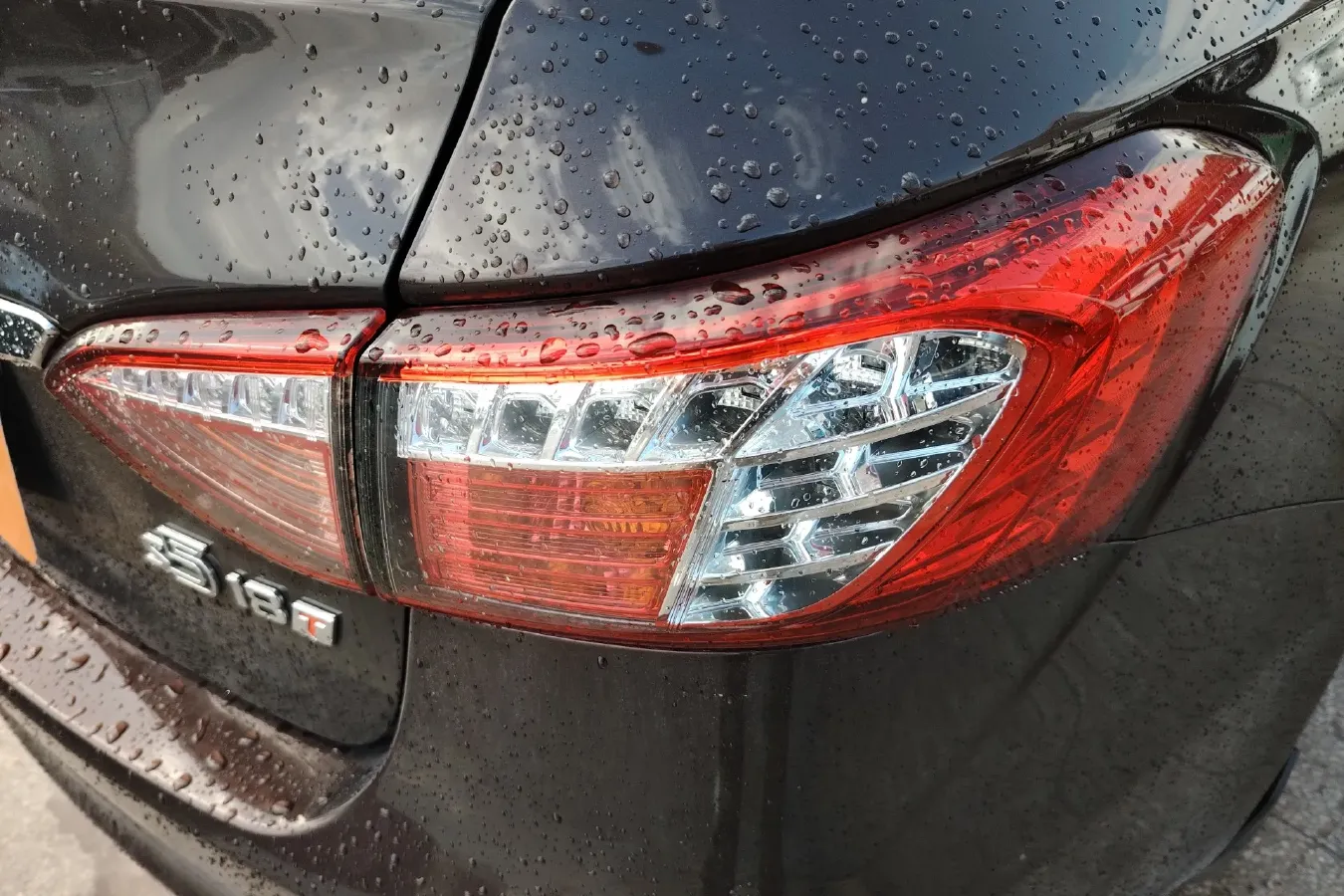 2013 Luxgen 5 1.8T 154HP L4 5AT,autocango,china used car exporter,china ev exporter,chinese used car exporter,chinese used ev exporter