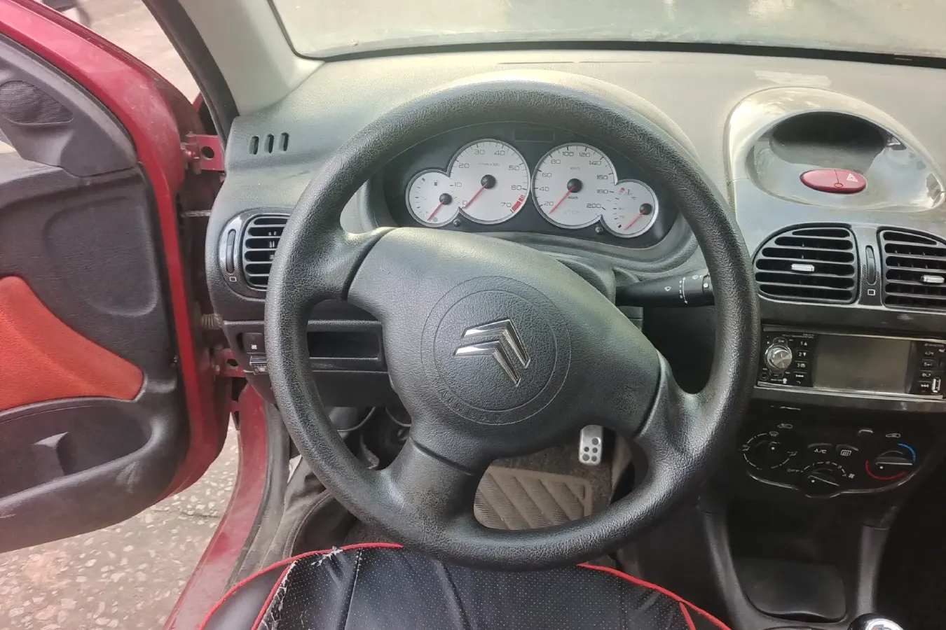 2010 Citroen C2 1.4L 76HP L4 5MT,autocango,china used car exporter,china ev exporter,chinese used car exporter,chinese used ev exporter