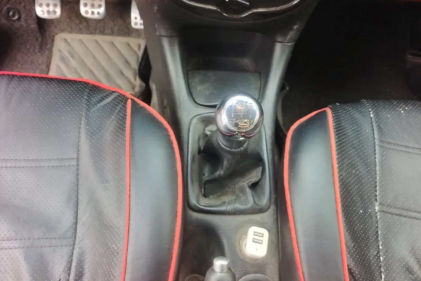 2010 Citroen C2 1.4L 76HP L4 5MT,autocango,china used car exporter,china ev exporter,chinese used car exporter,chinese used ev exporter