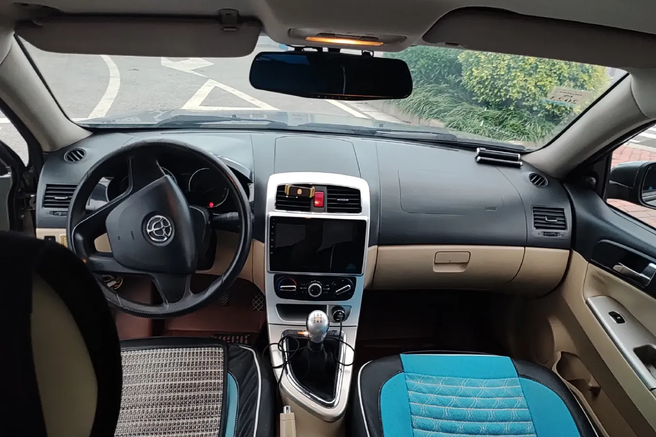 2013 Brilliance Auto H330 1.5L 105HP L4 5MT,autocango,china used car exporter,china ev exporter,chinese used car exporter,chinese used ev exporter