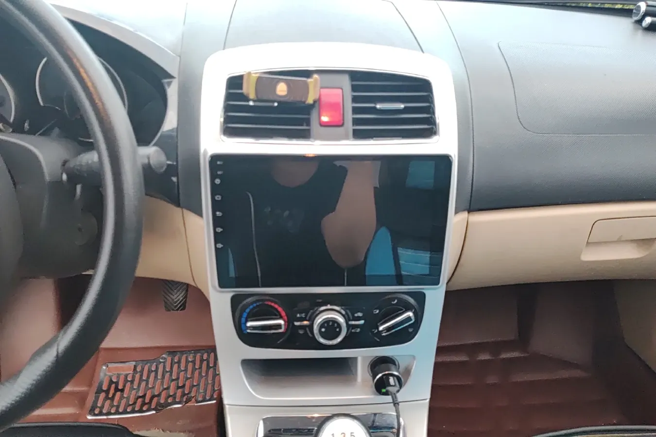 2013 Brilliance Auto H330 1.5L 105HP L4 5MT,autocango,china used car exporter,china ev exporter,chinese used car exporter,chinese used ev exporter