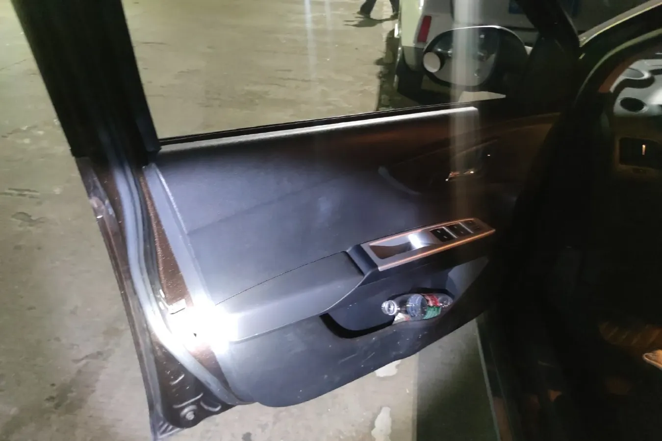 2016 DongFeng Aeolus AX3 1.5L 116HP L4 5MT,autocango,china used car exporter,china ev exporter,chinese used car exporter,chinese used ev exporter