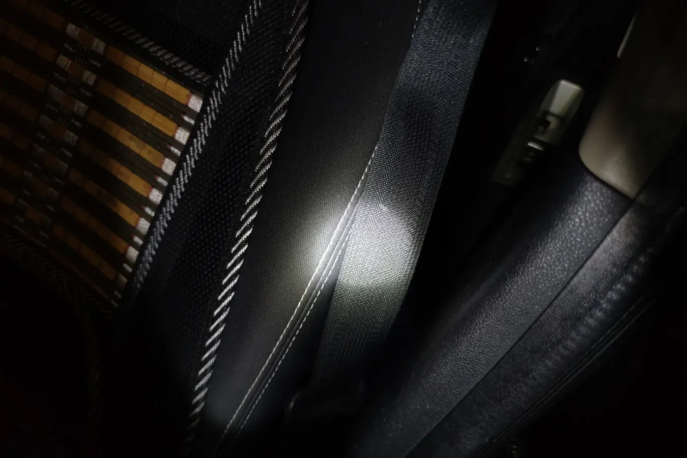 2016 DongFeng Aeolus AX3 1.5L 116HP L4 5MT,autocango,china used car exporter,china ev exporter,chinese used car exporter,chinese used ev exporter