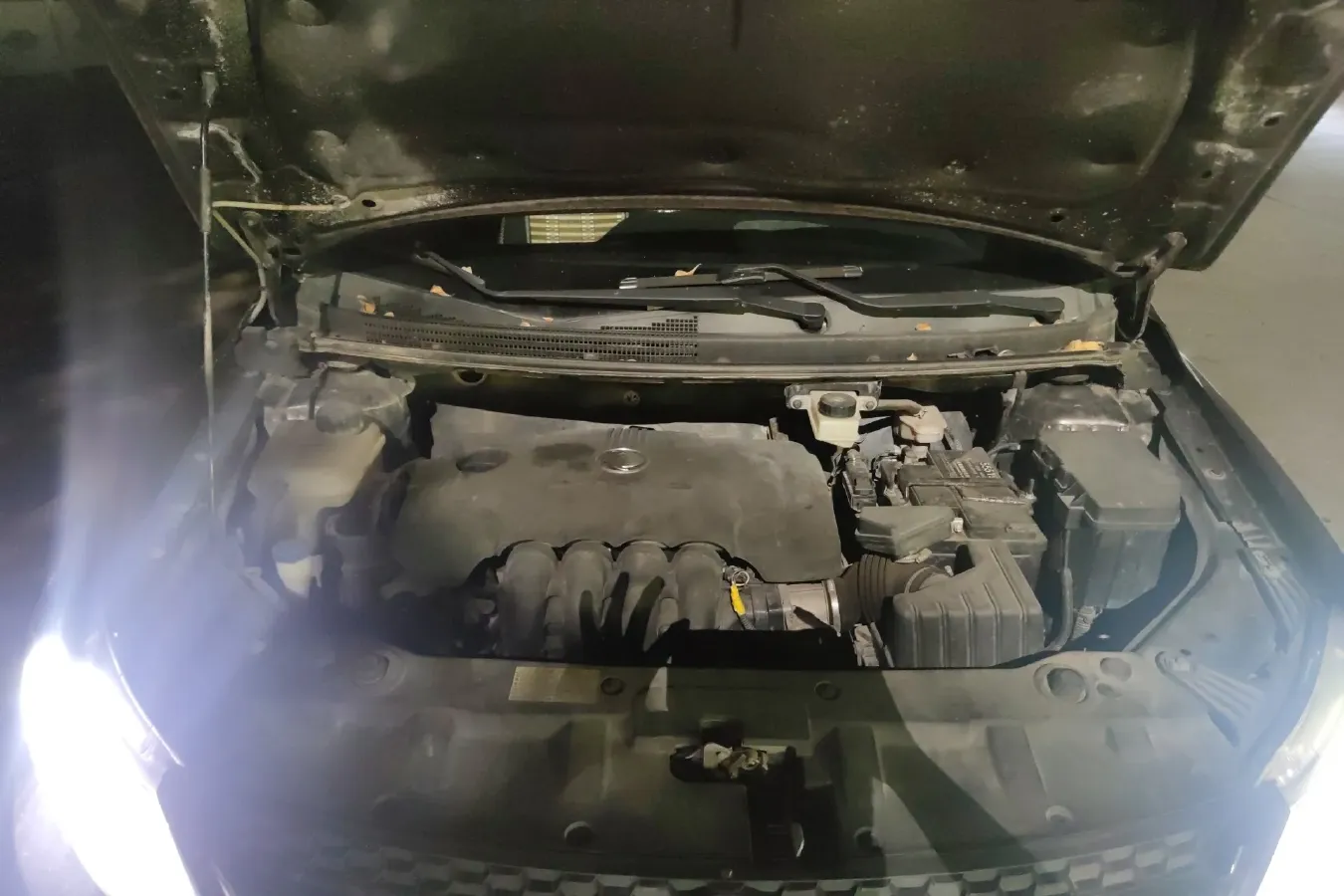 2016 DongFeng Aeolus AX3 1.5L 116HP L4 5MT,autocango,china used car exporter,china ev exporter,chinese used car exporter,chinese used ev exporter