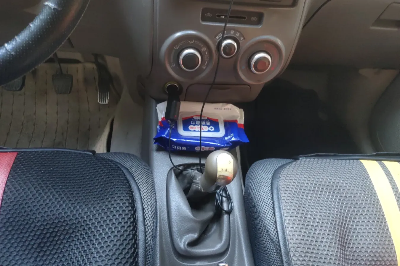 2011 FAW Senia M80 1.3L 91HP L4 5MT,autocango,china used car exporter,china ev exporter,chinese used car exporter,chinese used ev exporter