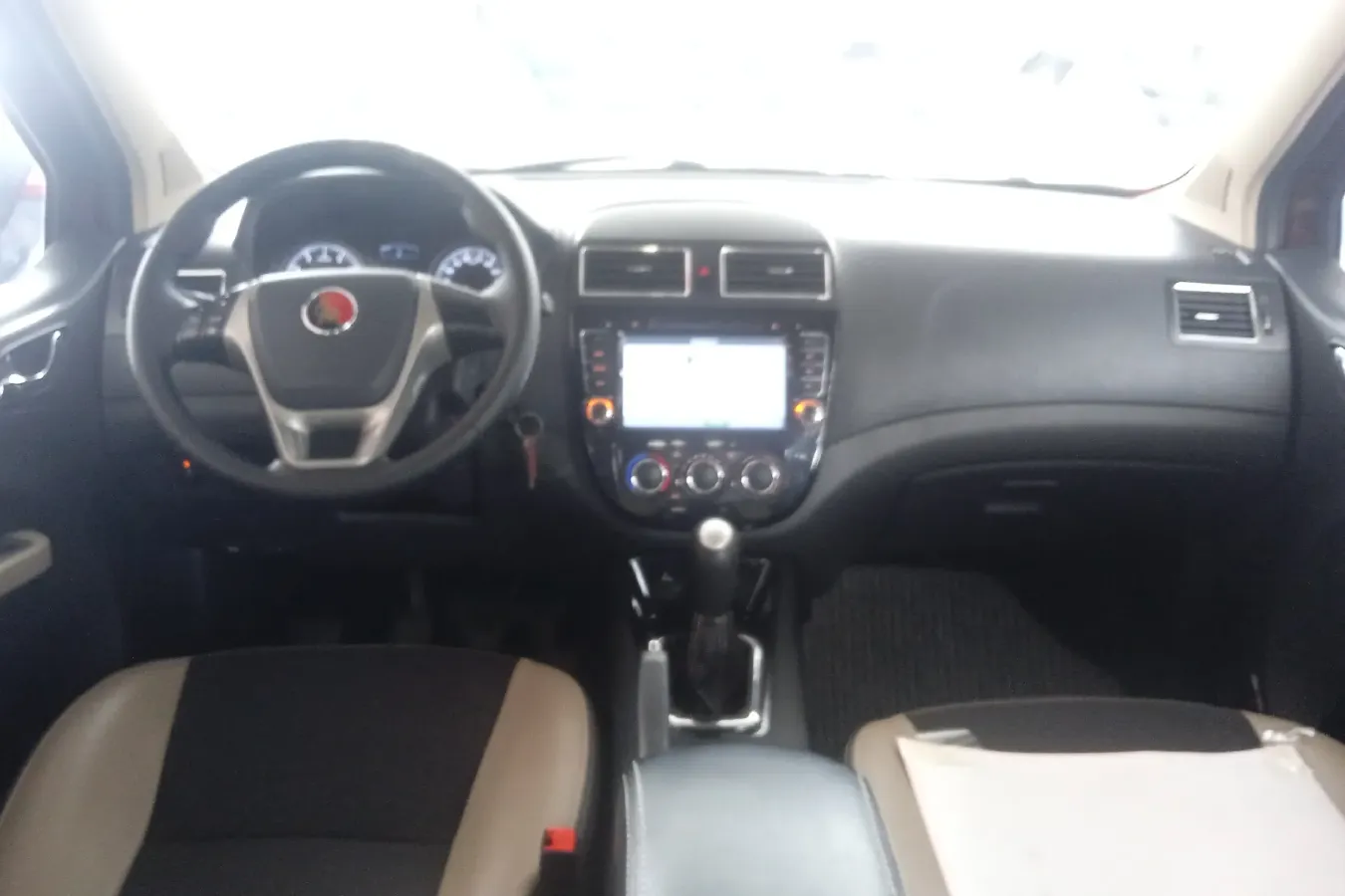 2014 DongFeng Forthing Joyear X3 1.5L 120HP L4 5MT,autocango,china used car exporter,china ev exporter,chinese used car exporter,chinese used ev exporter