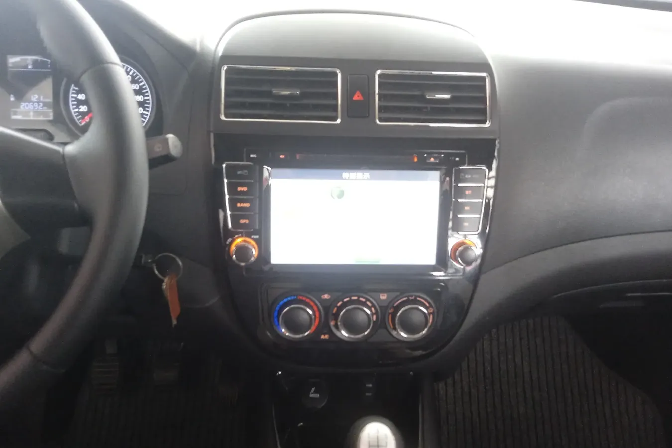 2014 DongFeng Forthing Joyear X3 1.5L 120HP L4 5MT,autocango,china used car exporter,china ev exporter,chinese used car exporter,chinese used ev exporter