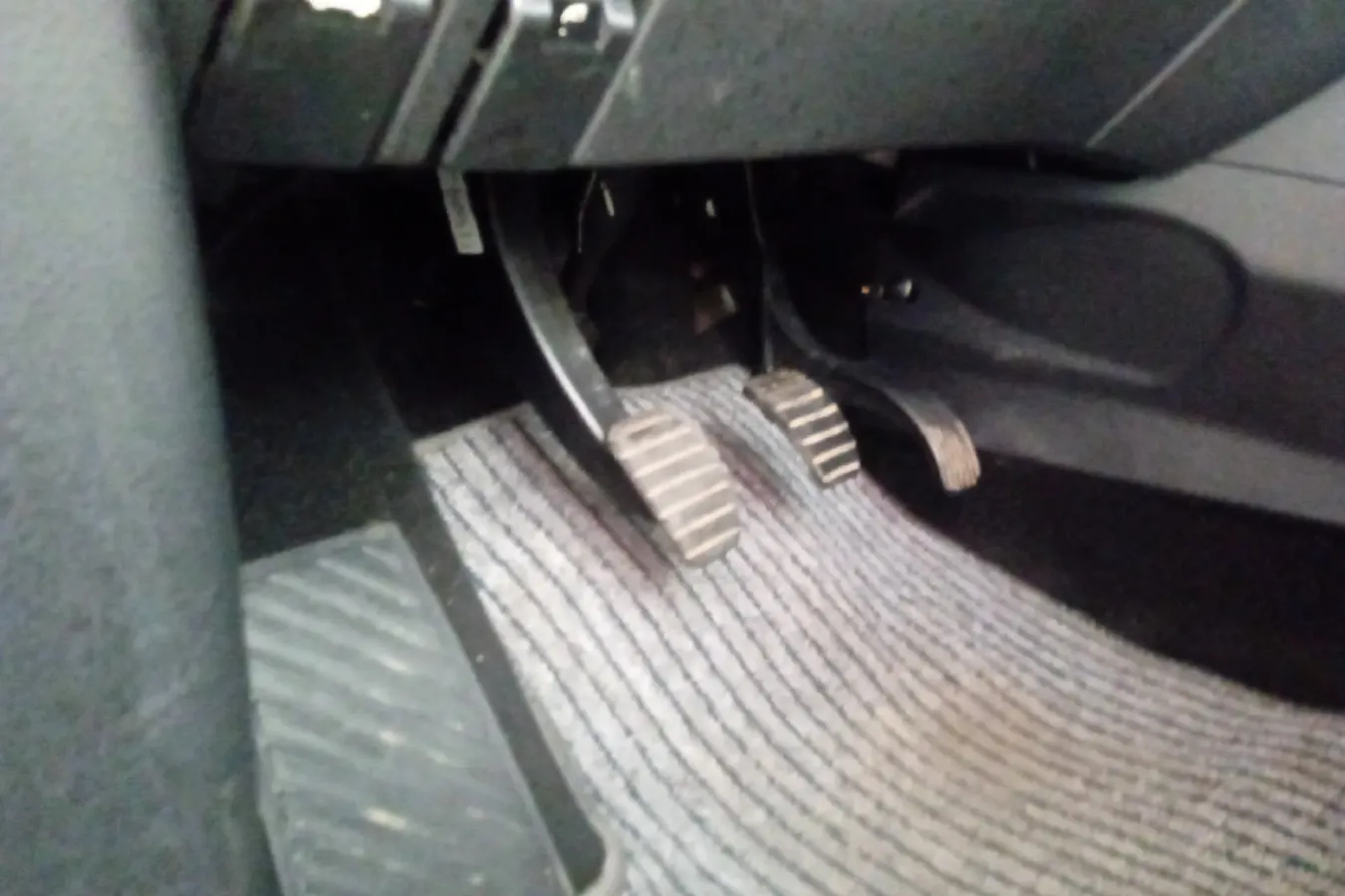 2014 DongFeng Forthing Joyear X3 1.5L 120HP L4 5MT,autocango,china used car exporter,china ev exporter,chinese used car exporter,chinese used ev exporter