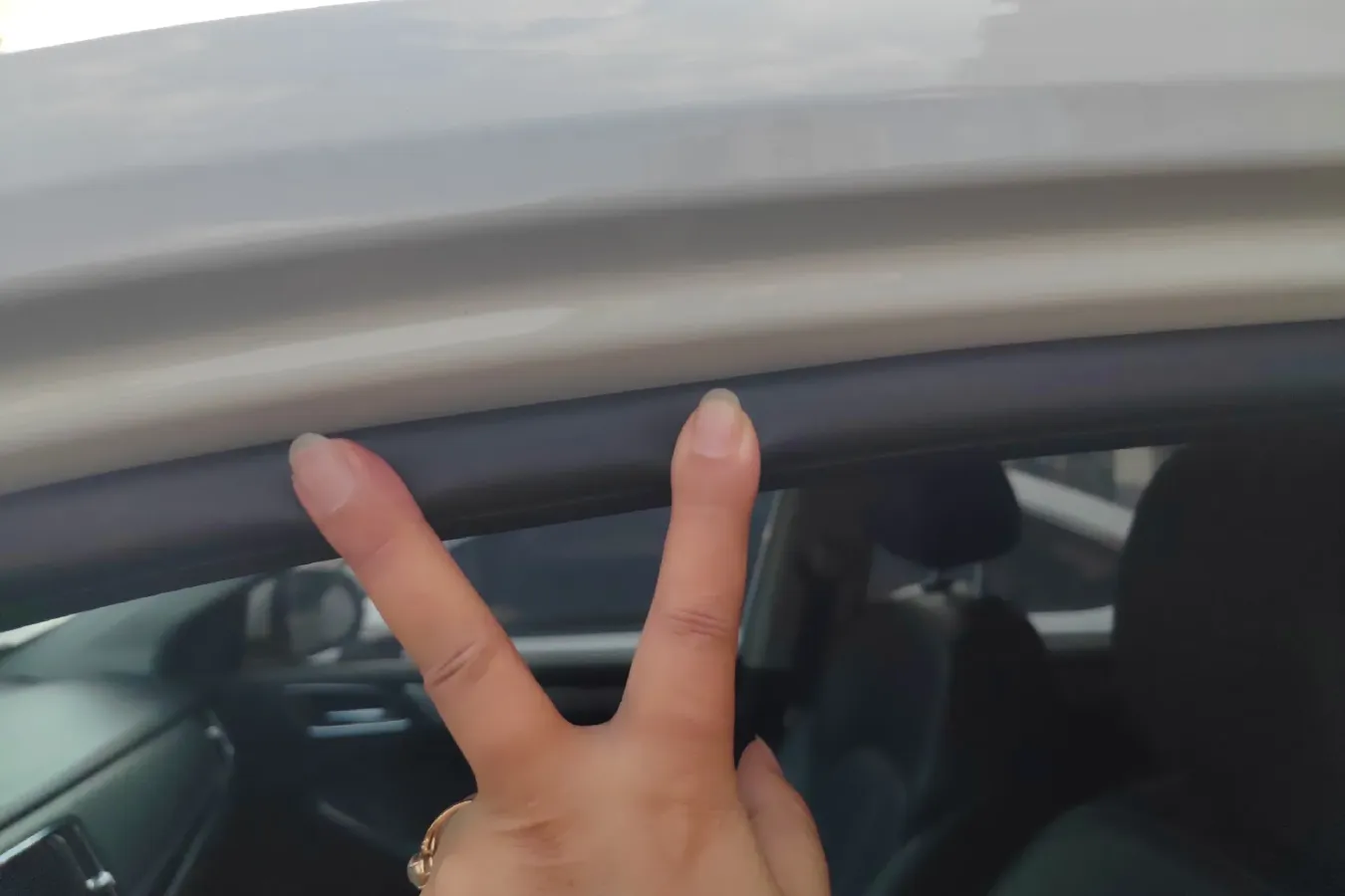 2016 Roewe RX5 1.5T 169HP L4 7DCT,autocango,china used car exporter,china ev exporter,chinese used car exporter,chinese used ev exporter