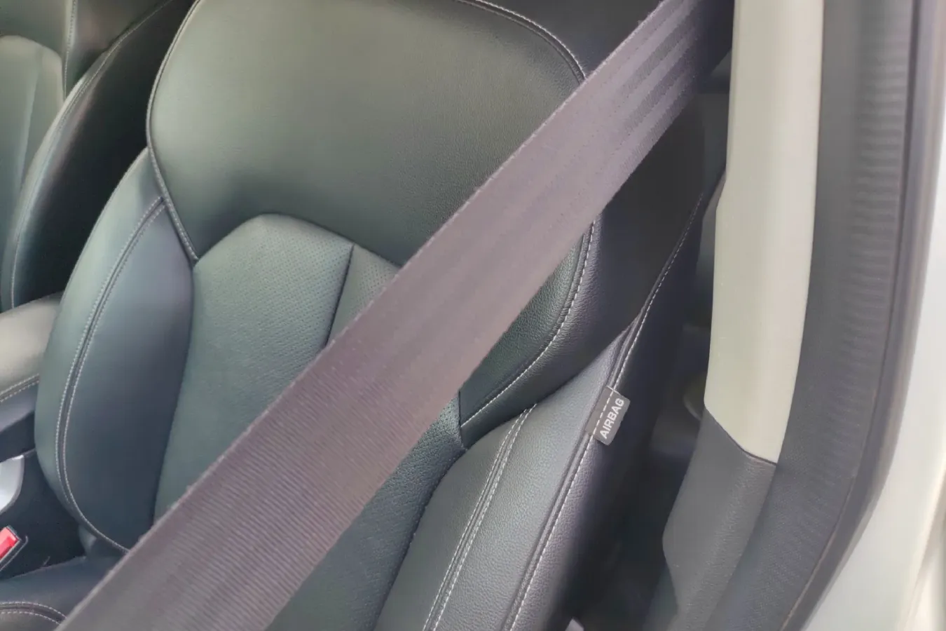 2016 Roewe RX5 1.5T 169HP L4 7DCT,autocango,china used car exporter,china ev exporter,chinese used car exporter,chinese used ev exporter