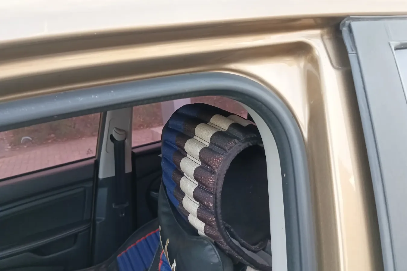 2017 Landwind X2 1.6L 125HP L4 4AT,autocango,china used car exporter,china ev exporter,chinese used car exporter,chinese used ev exporter