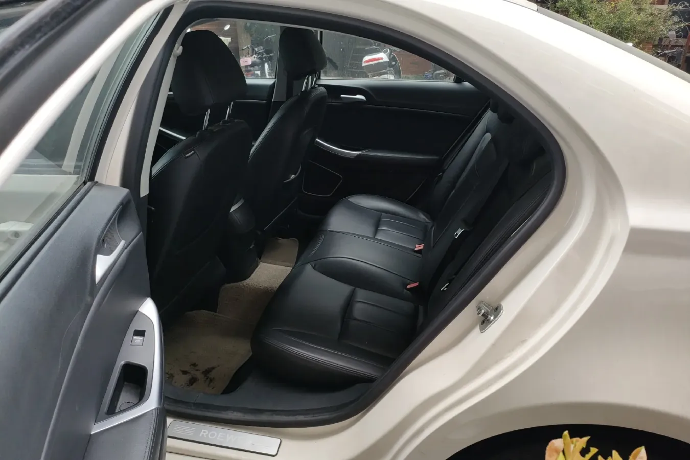 2014 Roewe e550 1.5L 109HP L4 2AT PHEV 11.8KWH,autocango,china used car exporter,china ev exporter,chinese used car exporter,chinese used ev exporter