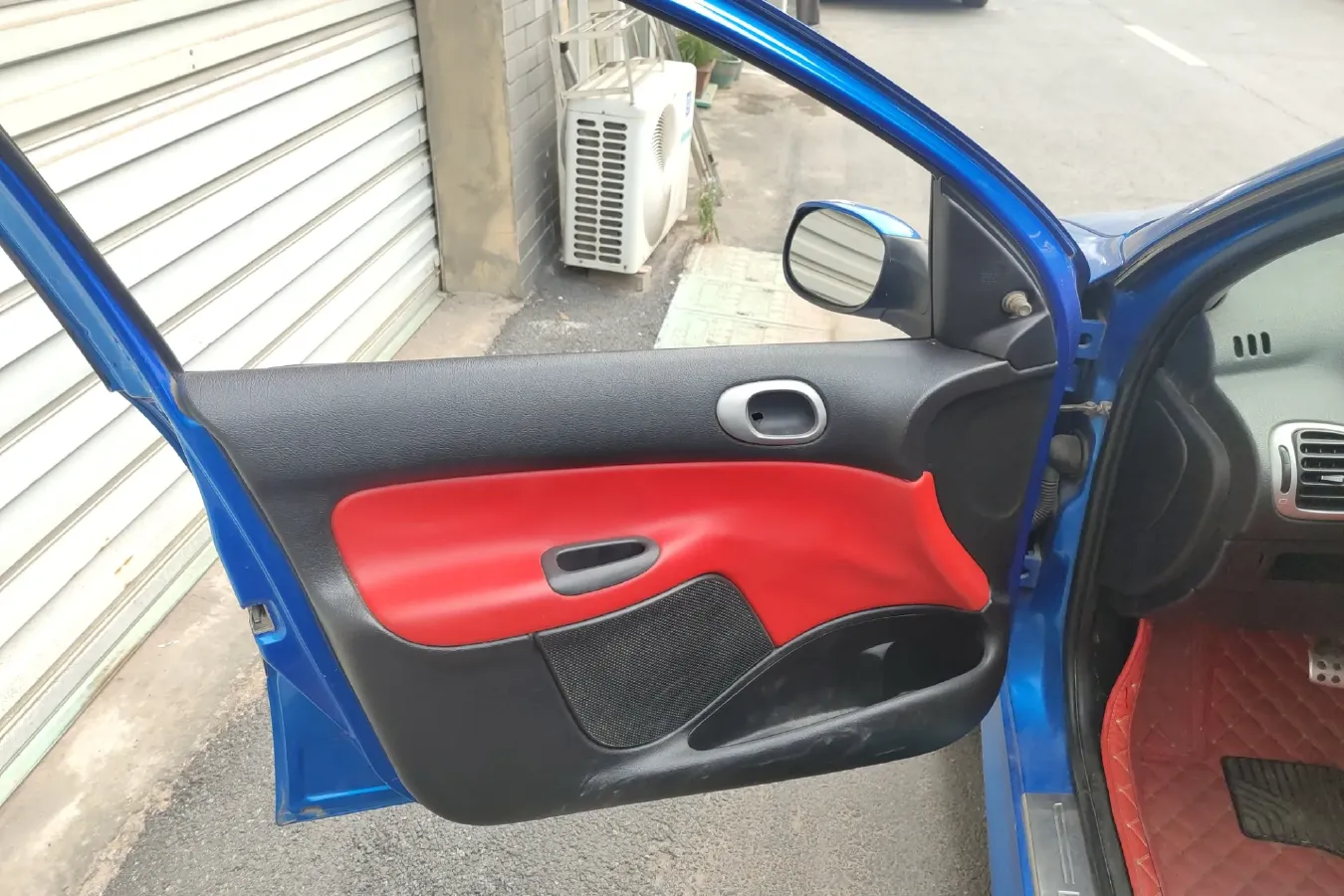 2007 Peugeot 206 1.6L 106HP L4 4AT,autocango,china used car exporter,china ev exporter,chinese used car exporter,chinese used ev exporter