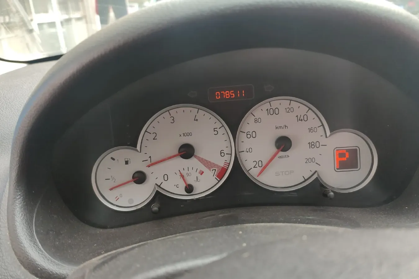 2007 Peugeot 206 1.6L 106HP L4 4AT,autocango,china used car exporter,china ev exporter,chinese used car exporter,chinese used ev exporter