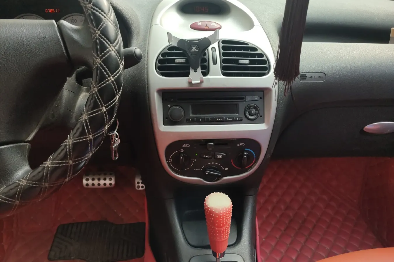 2007 Peugeot 206 1.6L 106HP L4 4AT,autocango,china used car exporter,china ev exporter,chinese used car exporter,chinese used ev exporter