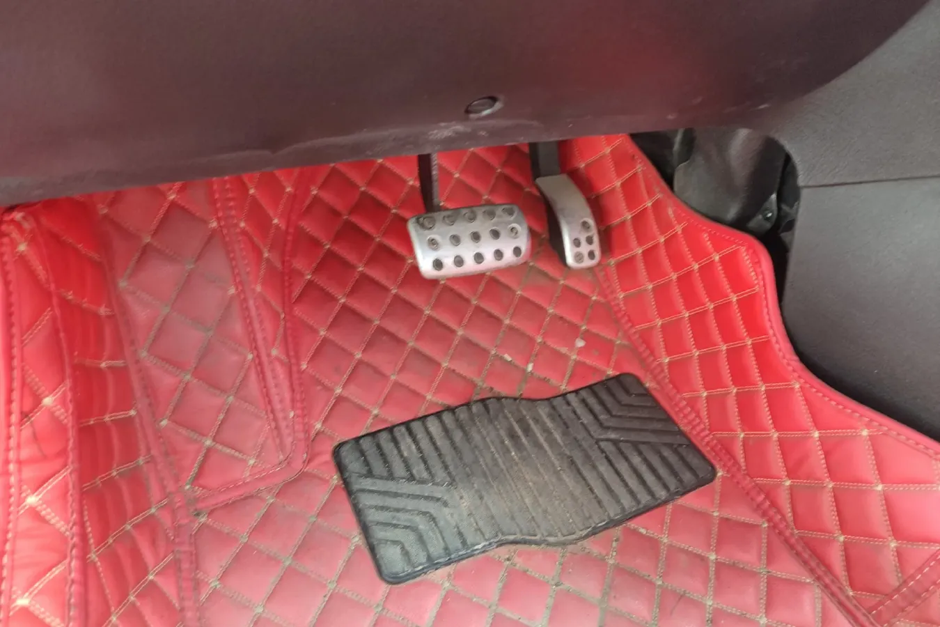 2007 Peugeot 206 1.6L 106HP L4 4AT,autocango,china used car exporter,china ev exporter,chinese used car exporter,chinese used ev exporter