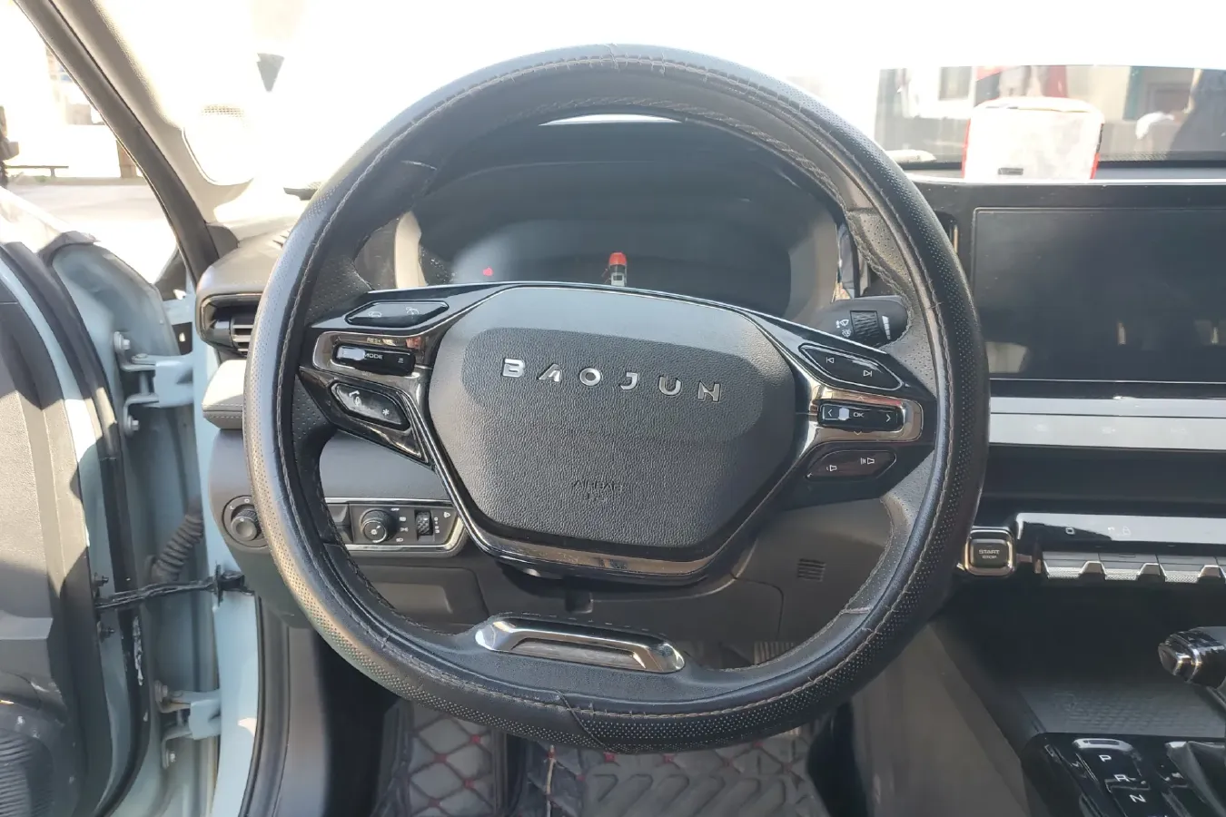 2020 BaoJun RC-5 1.5T 147HP L4 CVT,autocango,china used car exporter,china ev exporter,chinese used car exporter,chinese used ev exporter