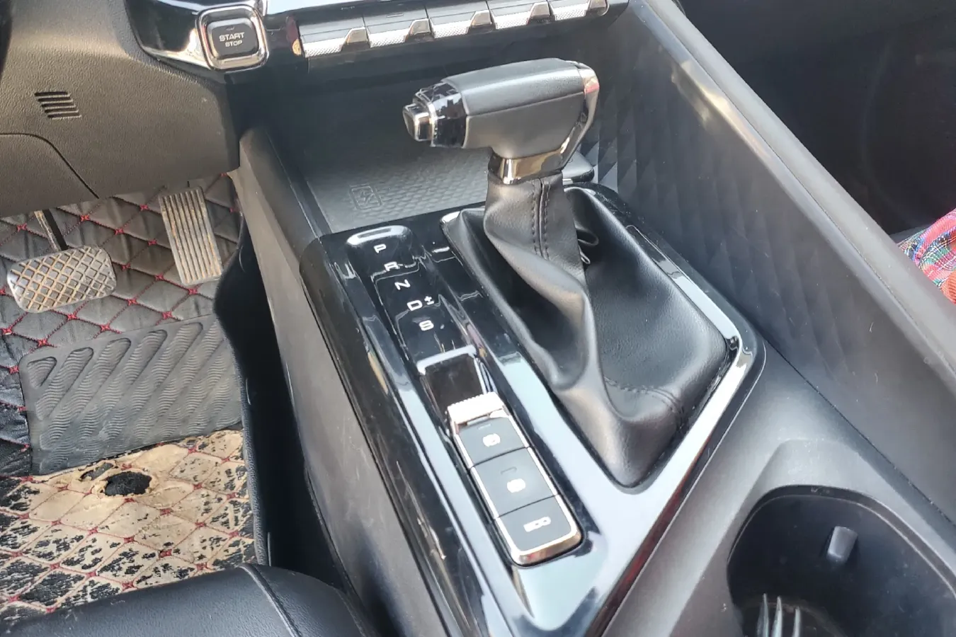 2020 BaoJun RC-5 1.5T 147HP L4 CVT,autocango,china used car exporter,china ev exporter,chinese used car exporter,chinese used ev exporter