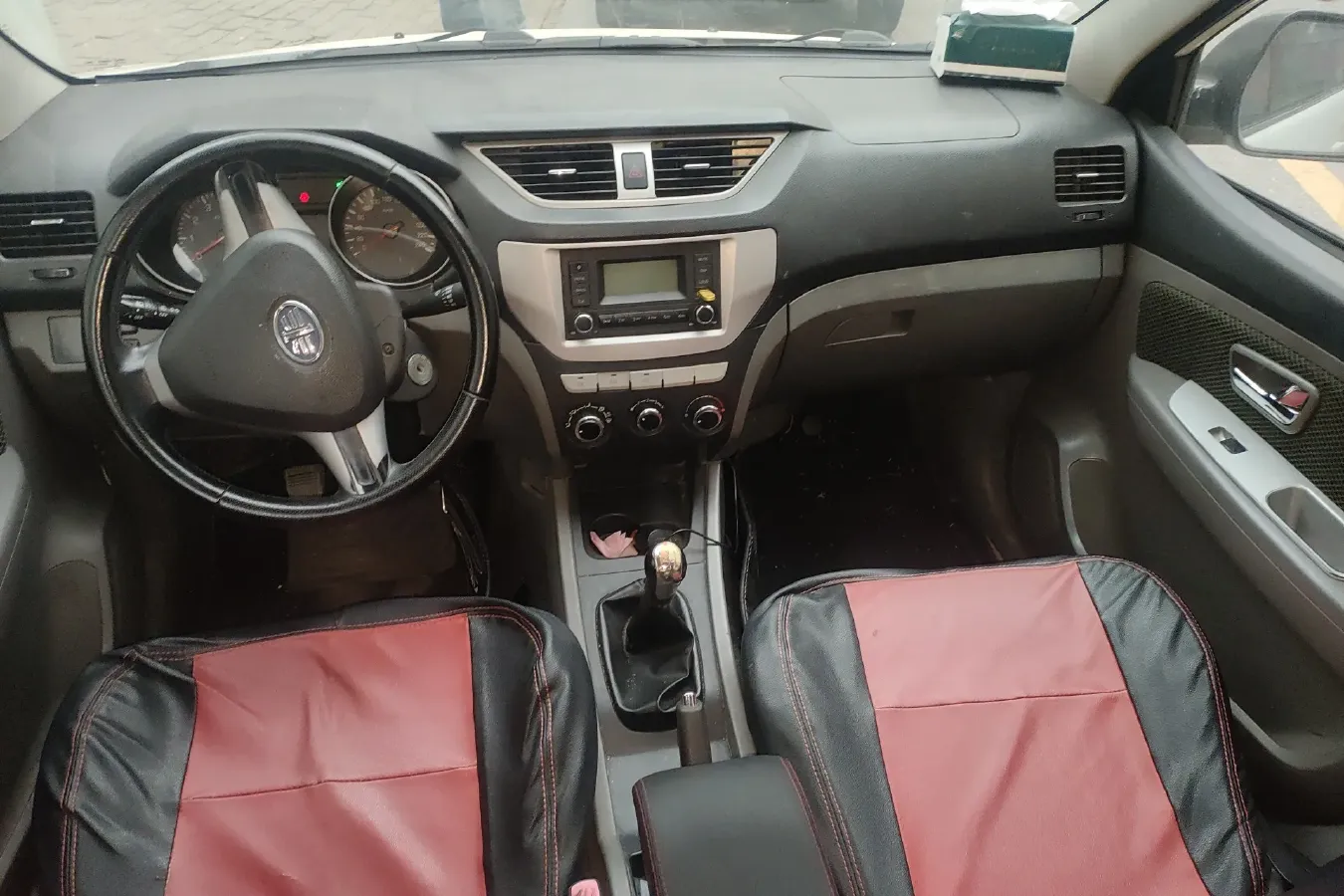 2013 FAW Senia S80 1.5L 109HP L4 5MT,autocango,china used car exporter,china ev exporter,chinese used car exporter,chinese used ev exporter