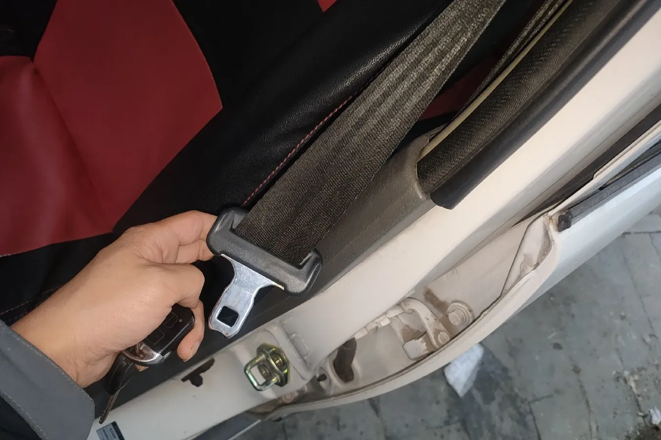 2013 FAW Senia S80 1.5L 109HP L4 5MT,autocango,china used car exporter,china ev exporter,chinese used car exporter,chinese used ev exporter