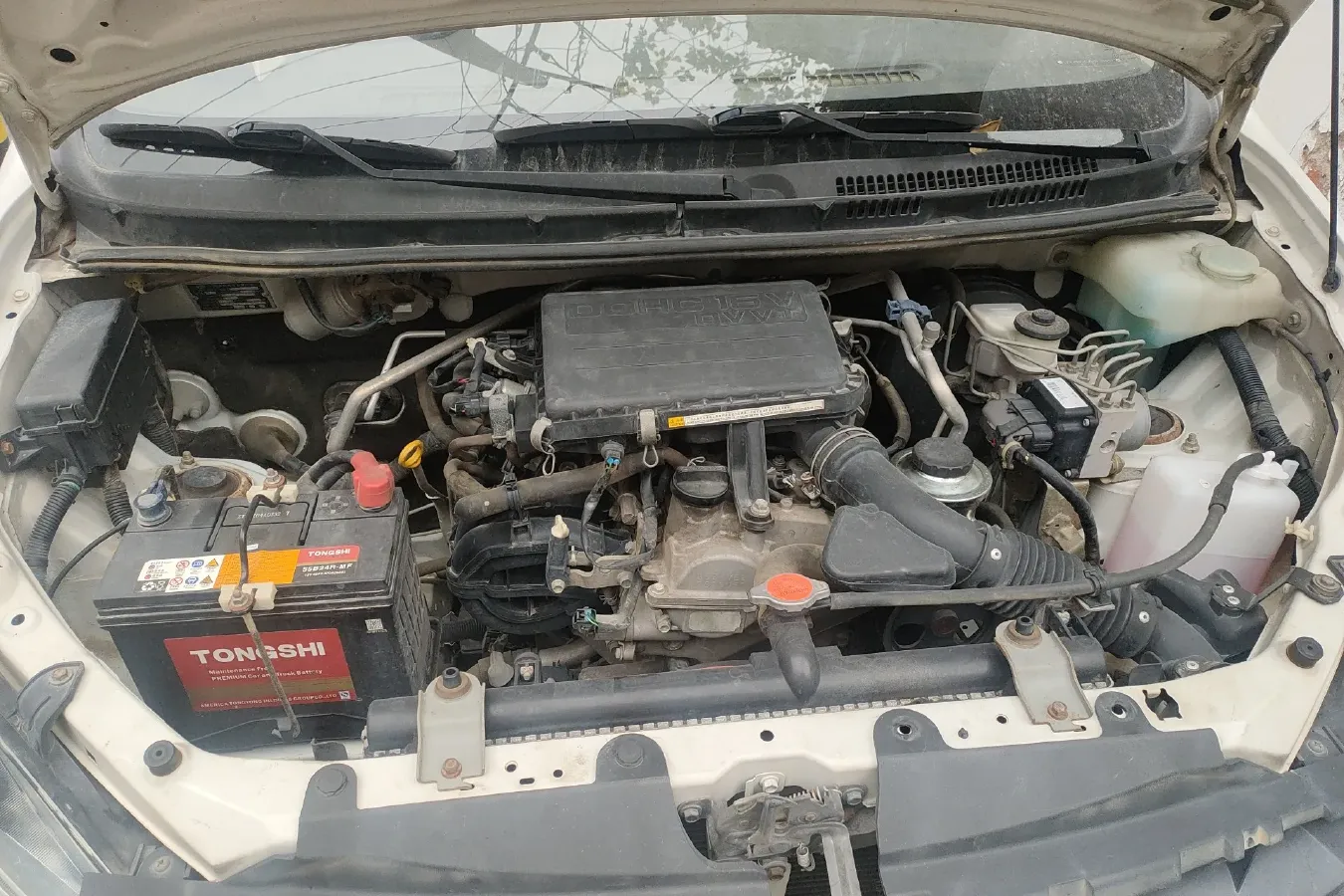 2013 FAW Senia S80 1.5L 109HP L4 5MT,autocango,china used car exporter,china ev exporter,chinese used car exporter,chinese used ev exporter